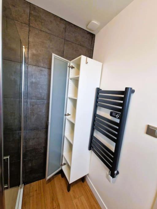 Le Bellay ¤ 2 Chambres ¤ Cour ¤10 Mins Centre¤ Amiens Luaran gambar