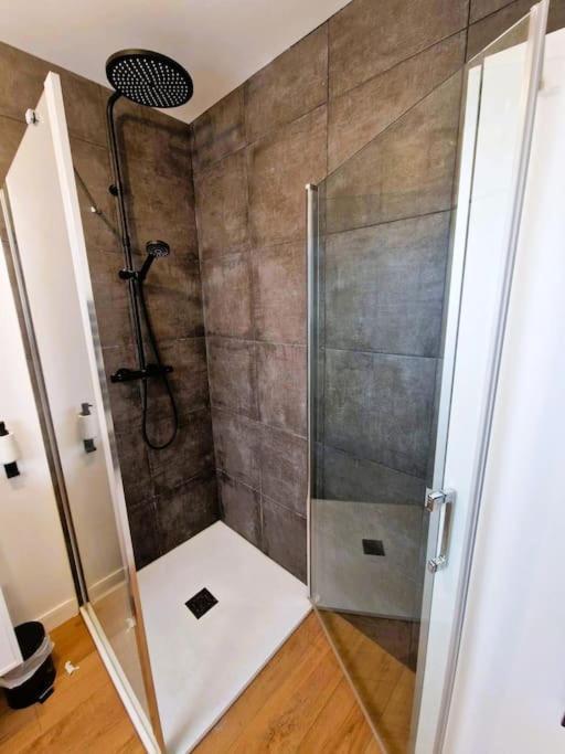 Le Bellay ¤ 2 Chambres ¤ Cour ¤10 Mins Centre¤ Amiens Luaran gambar